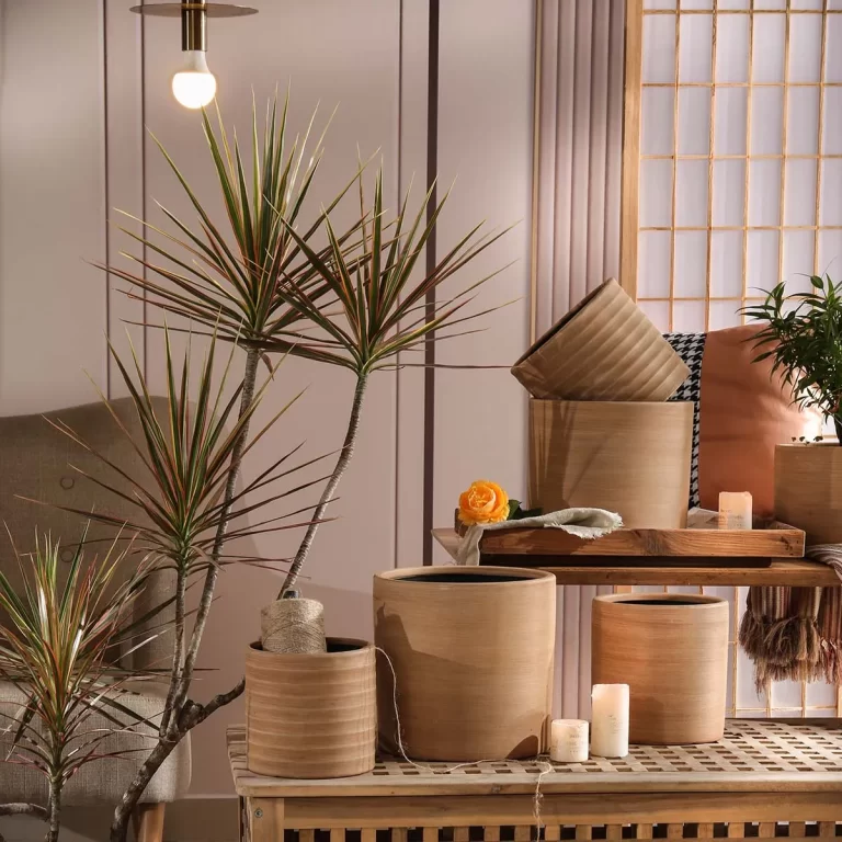 10.custom planter pots