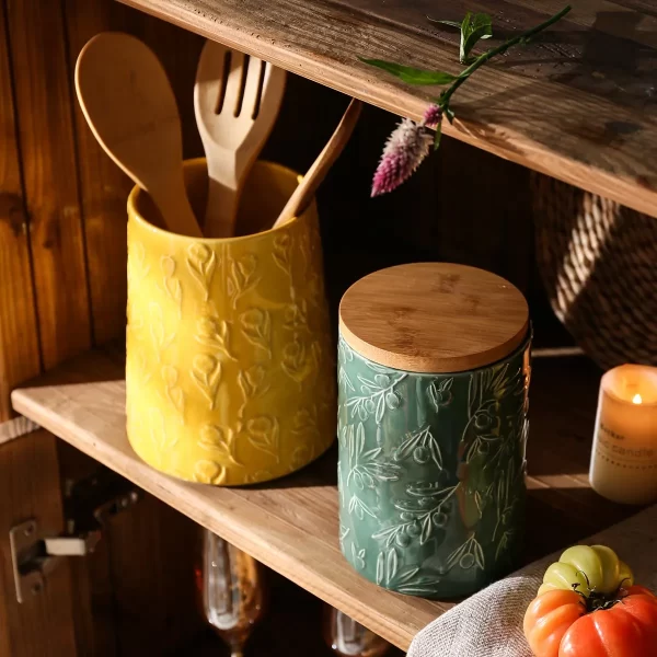 Ceramic Bulk Kitchen Utensils Holders, Casseroles, Jars, Oil Bottles Wholesale (5)