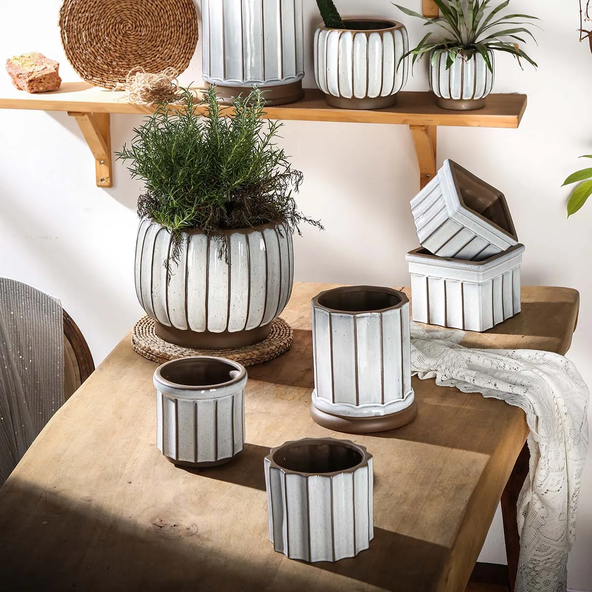 Premium Wholesale Plant Pots With Stripe Pattern Design-1