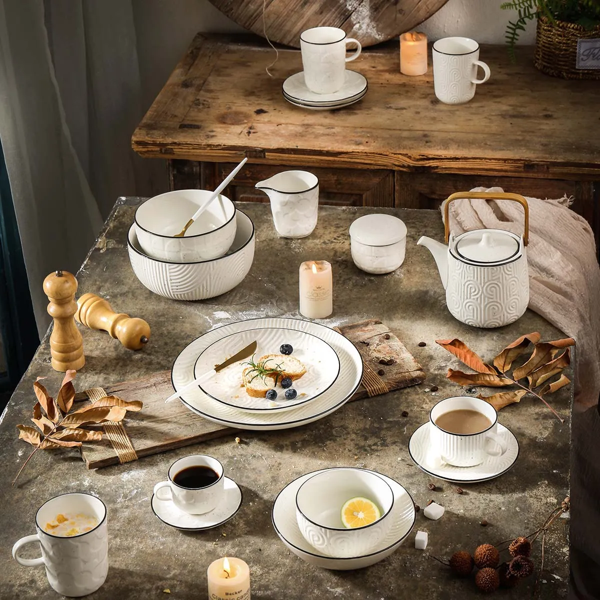 White Porcelain Dinner Set Bulk With Exquisite Relief Pattern (1)