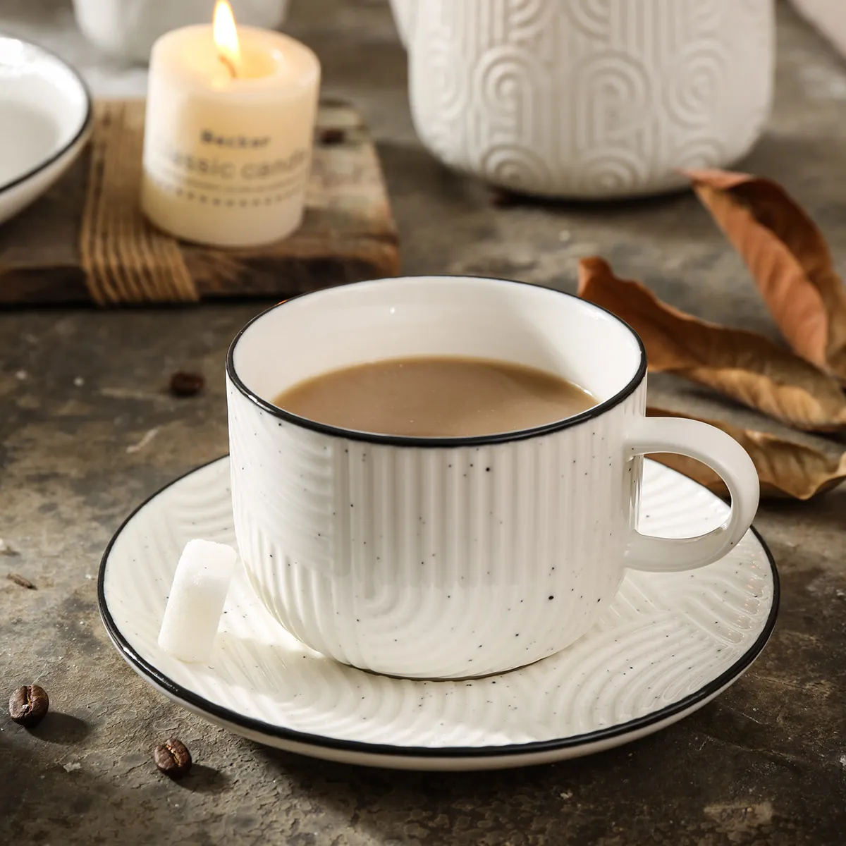 White Porcelain Dinner Set Bulk With Exquisite Relief Pattern (3)