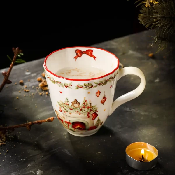 Bulk Christmas Tableware, Wholesale Serving Dishes, Bowls, Coffee Cups (5)