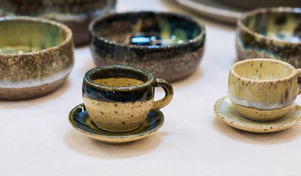 What are the ceramic glazes suitable for tableware-2