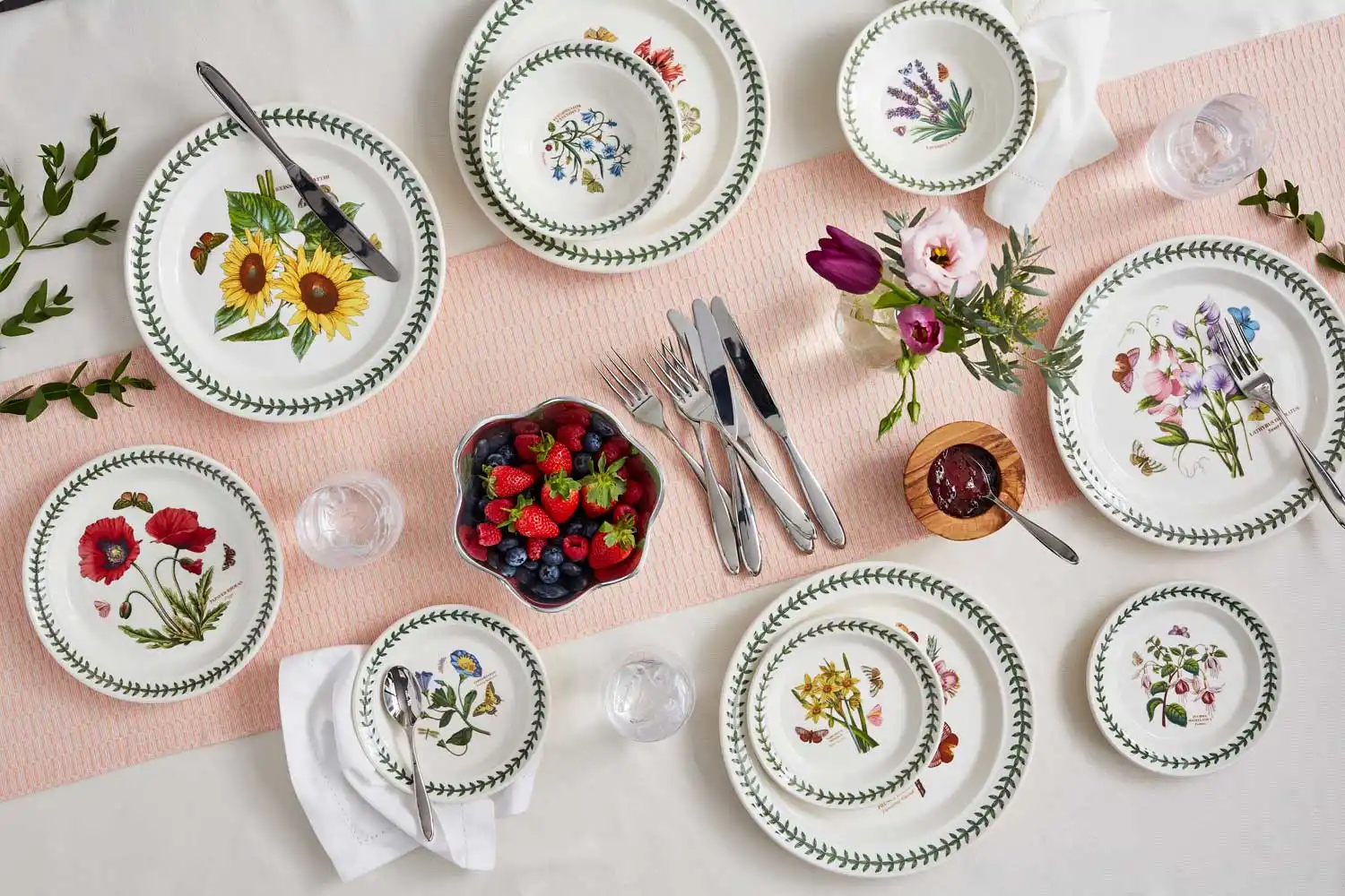 What Size is a Dinner Plate? Plate Size Buying Guide-2