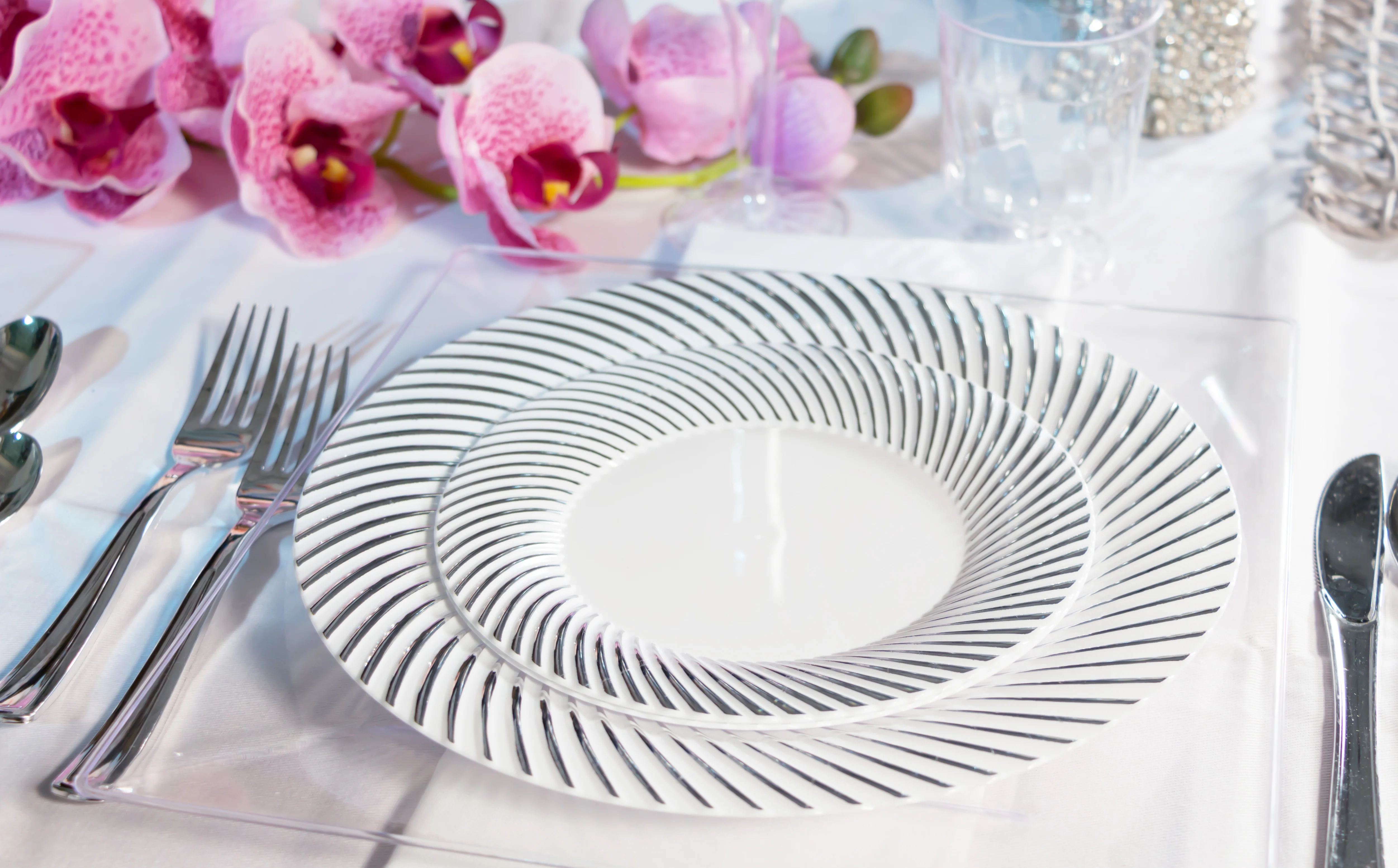 What is the best dinnerware material-4