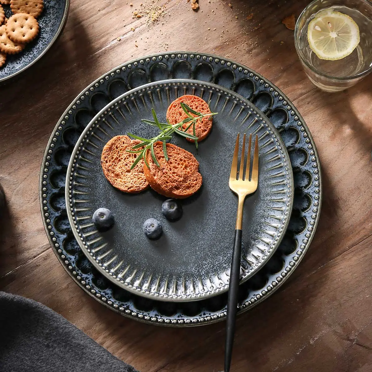 Exquisite Wholesale Serving Dishes, Dark Blue Plates Bulk-1
