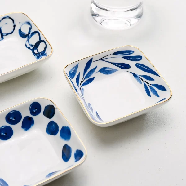 Delicate Asian Tableware Wholesale With Blue Floral Patterns-9