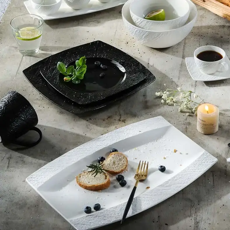 Black & White Dinner Plates In Bulk, Catering Serving Plates-3