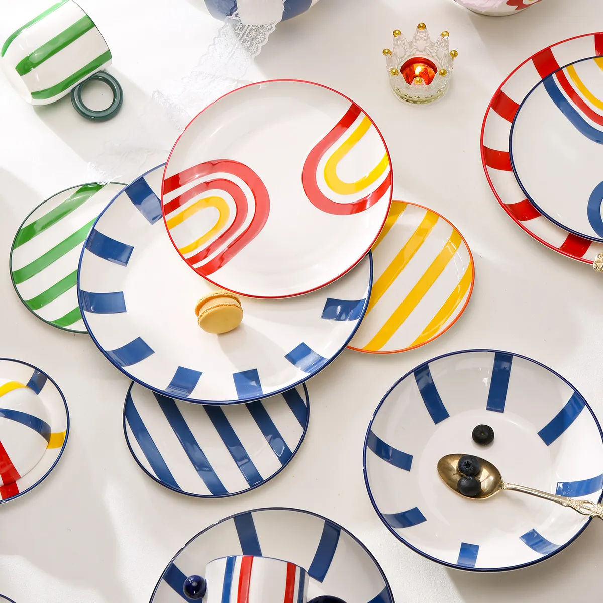 Lovely China Dinner Sets Wholesale, Colored Plates and Bowls-8