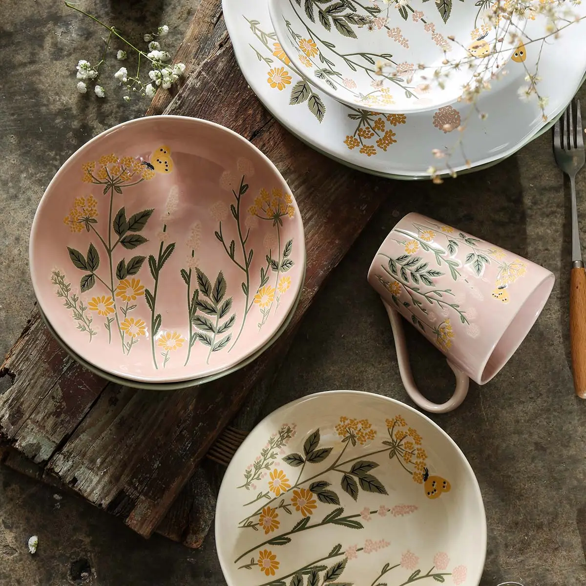 Floral Embossed Wholesale Dinner Plates For Catering & Event-5