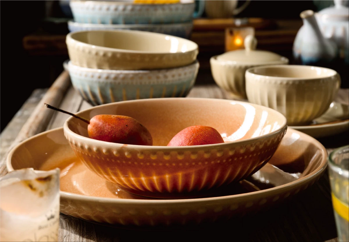 Porcelain Dinnerware Pros and Cons-1