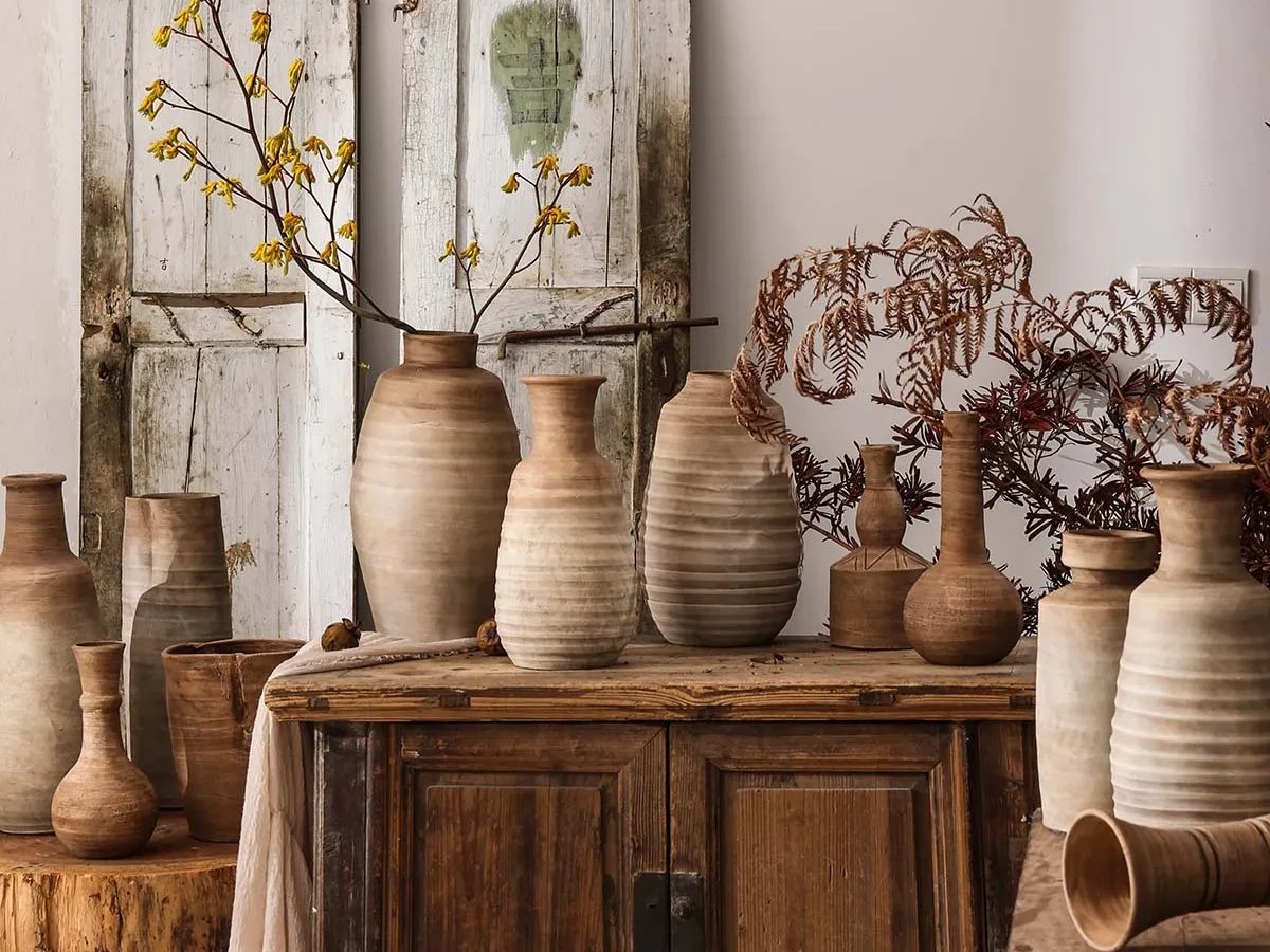 Uniquely Designed Ceramic Vase Art-2