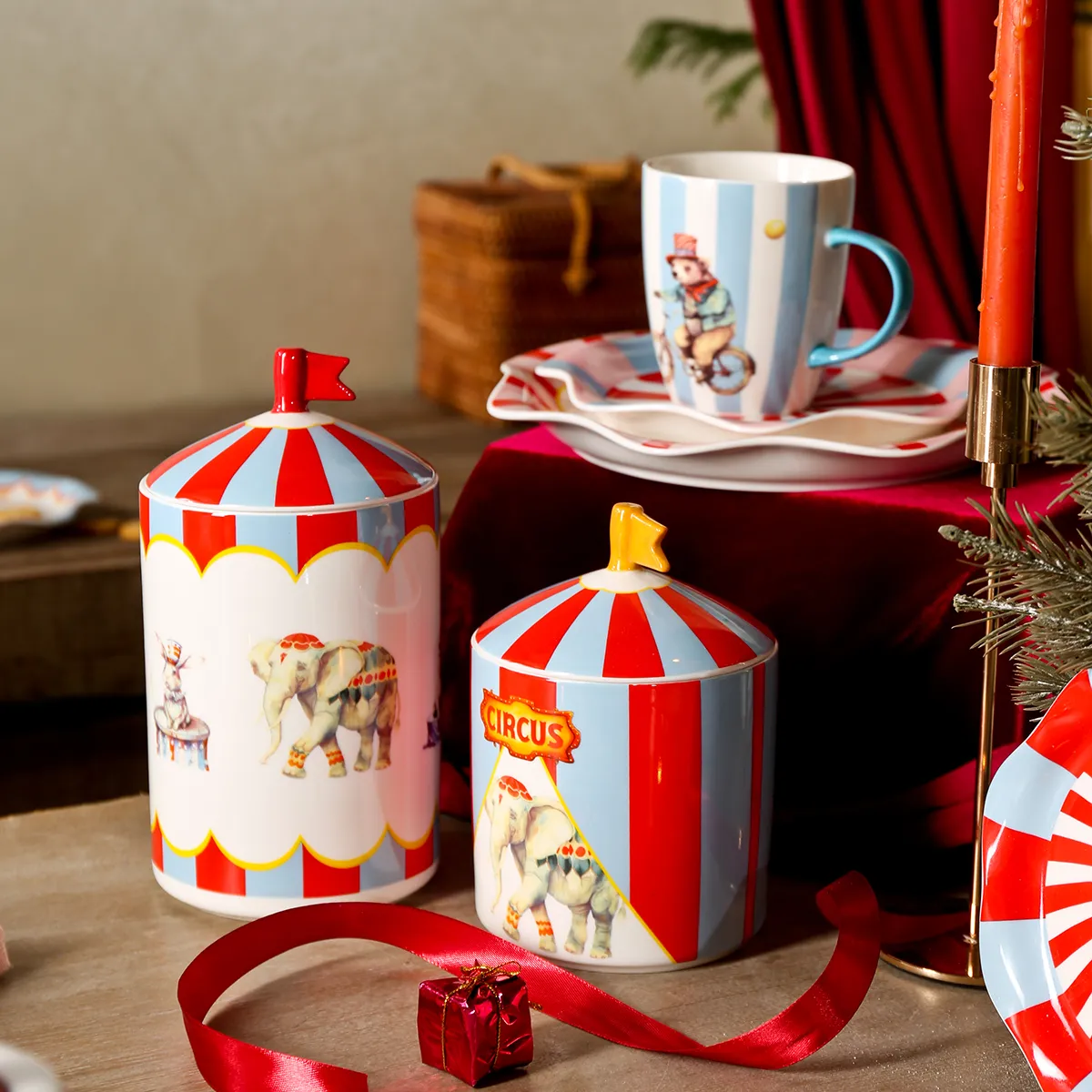 Circus-Themed Colored Tableware Wholesale Complete Sets-4