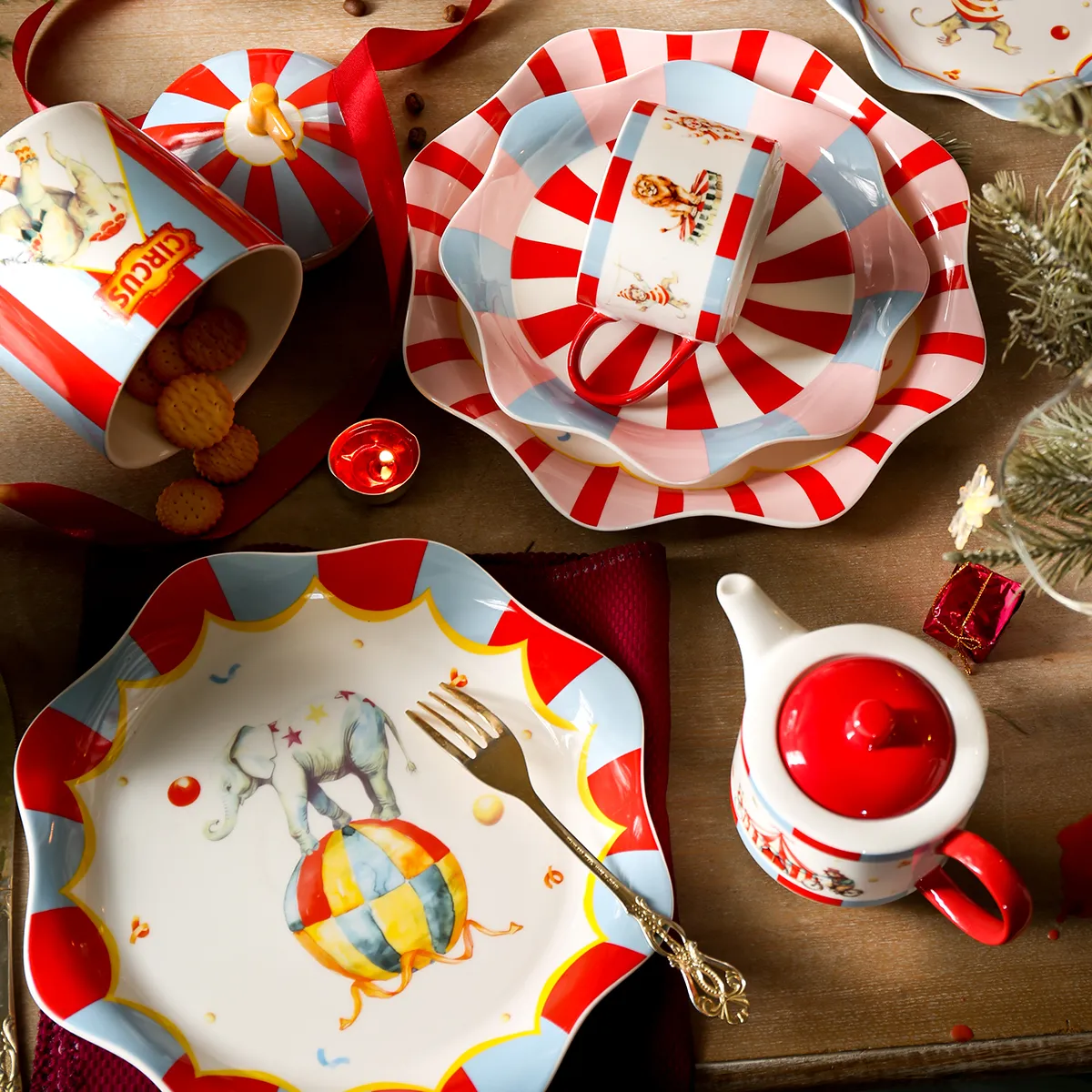 Circus-Themed Colored Tableware Wholesale Complete Sets-7