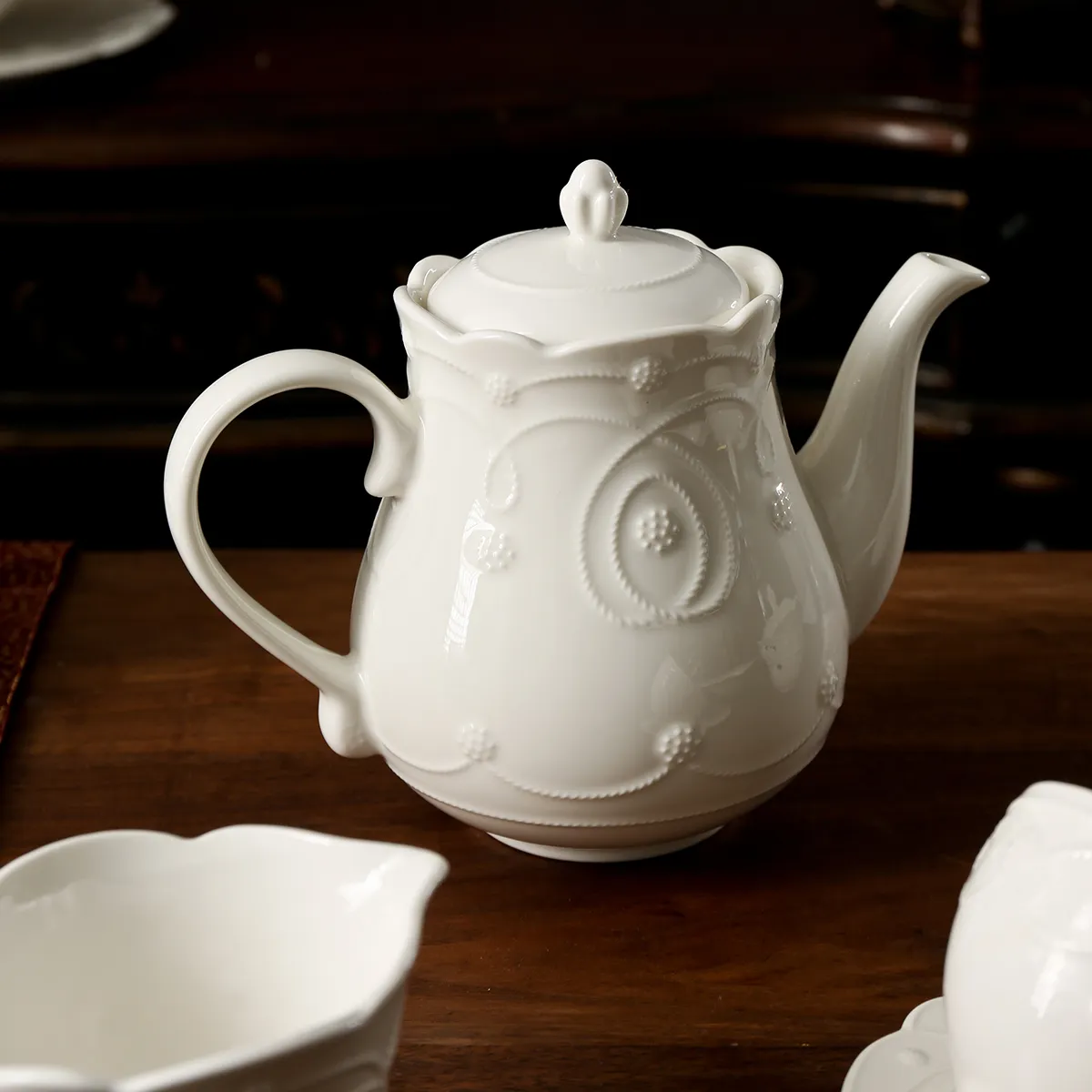 Embossed White Dinnerware Bulk, Elegant Tableware Collection-9