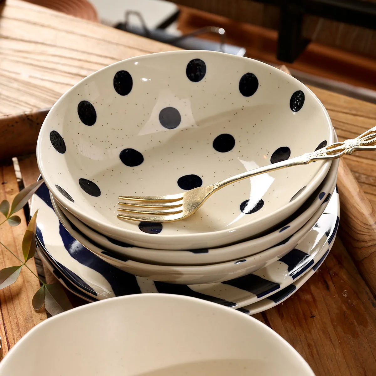 Factory Wholesale Ceramic Bowls With Nordic-Style Patterns-2