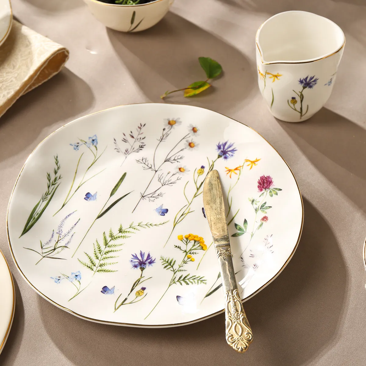 Gold-Rim Vintage Dinner Plates Bulk with Wildflower Pattern-1