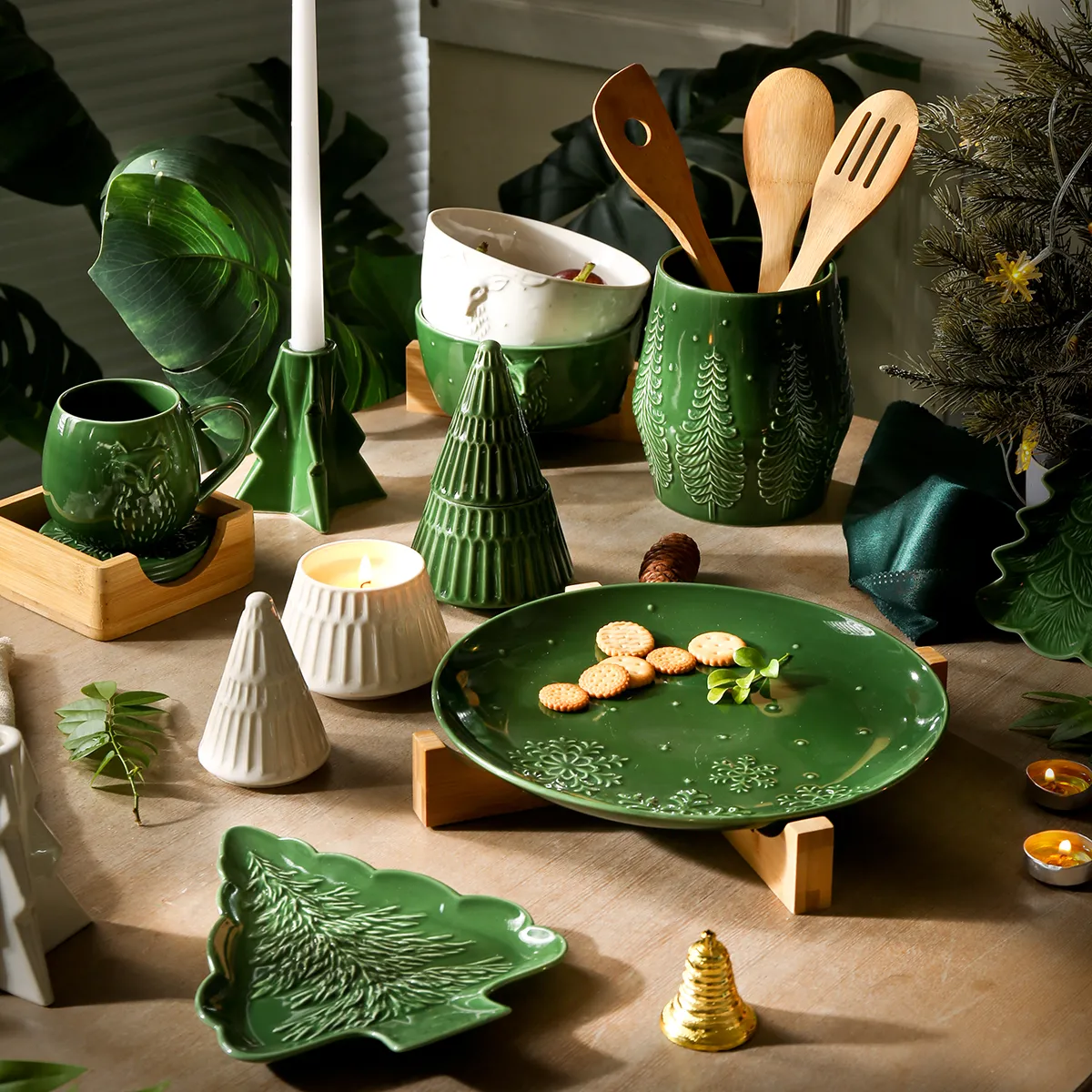 Оптовая продажа экологичной рождественской посуды с изображениями оленей и елок-7