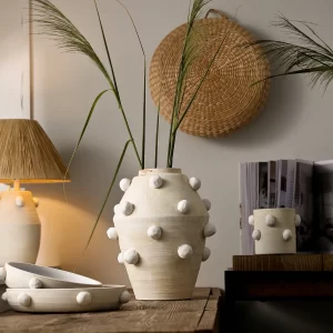 Vasos florais artesanais com design esférico - 5