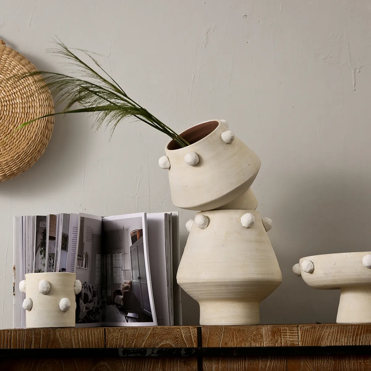 Handcrafted Feel Wholesale Floral Vases with Sphere Design-6