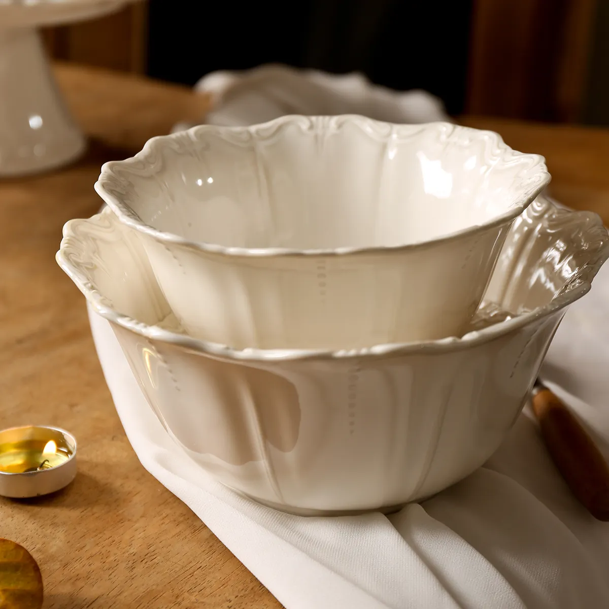 مجموعة أواني مائدة بيضاء بالجملة، أواني مائدة على شكل زهرة - 10