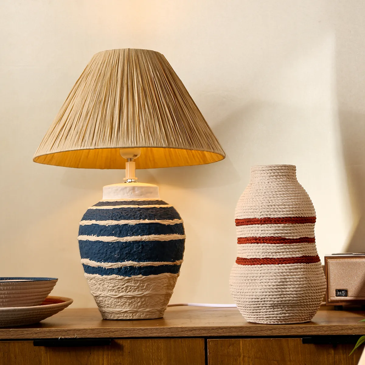 Rope-Woven Texture Bulk Flower Vases with Multiple Sizes-1