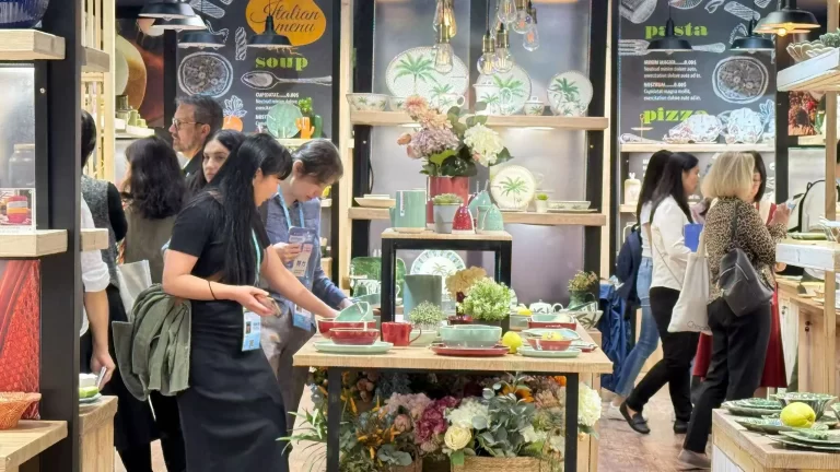 Global Group Order Program For 2026 Christmas Tableware Collection