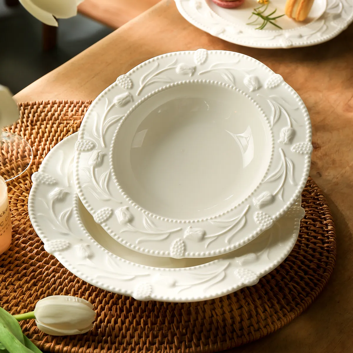 Wholesale Restaurant Crockery, Embossed White Serveware-9